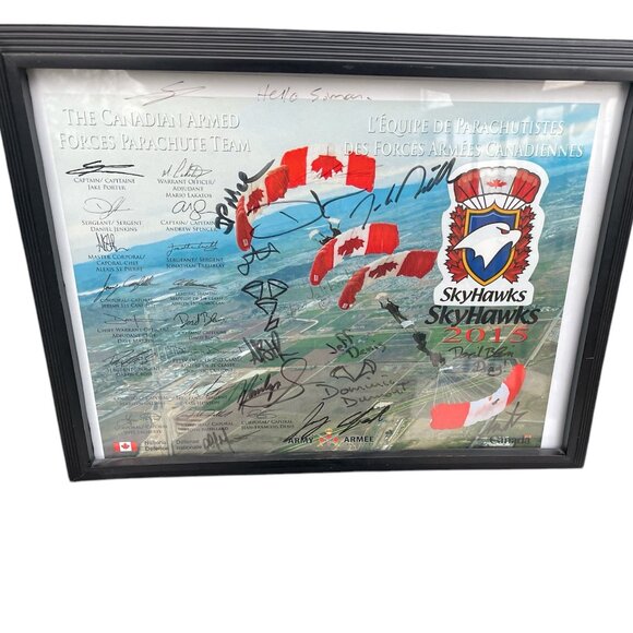 Skyhawks Canadian Armed Forces Parachute Team Framed Signed Picture 2015 - Picture 1 of 9